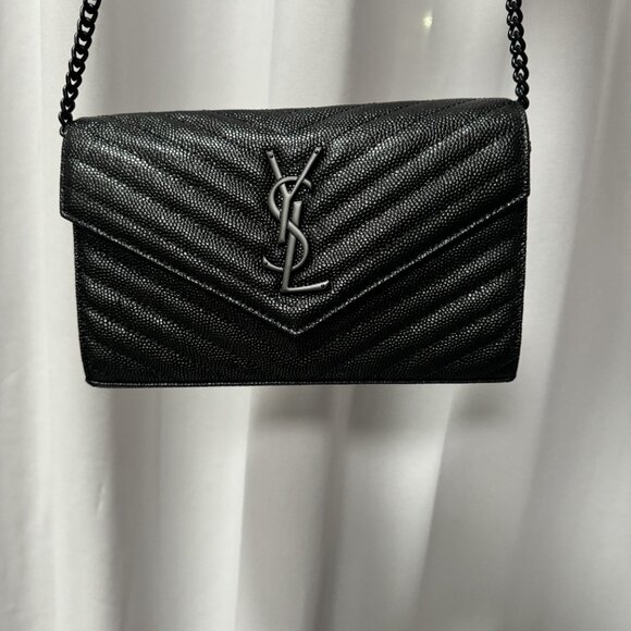 Yves Saint Laurent   Black shoulder bag - Picture 8 of 8